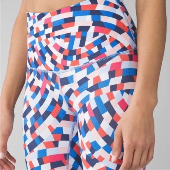 Lululemon Wunder Under Capoeira Multi Color Leggings High Waisted Size 4 - Picture 3 of 13